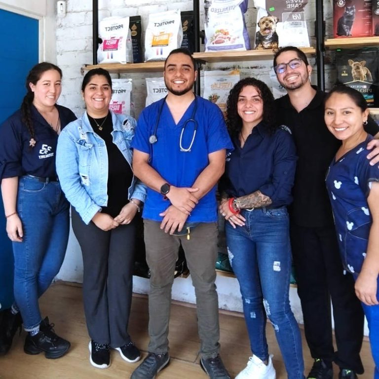 pachacolitas_equipo_veterinario